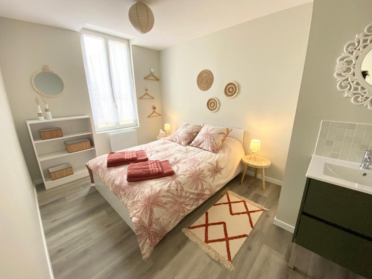 Charmante Maison Avec Cour Privative Cognac Extérieur photo