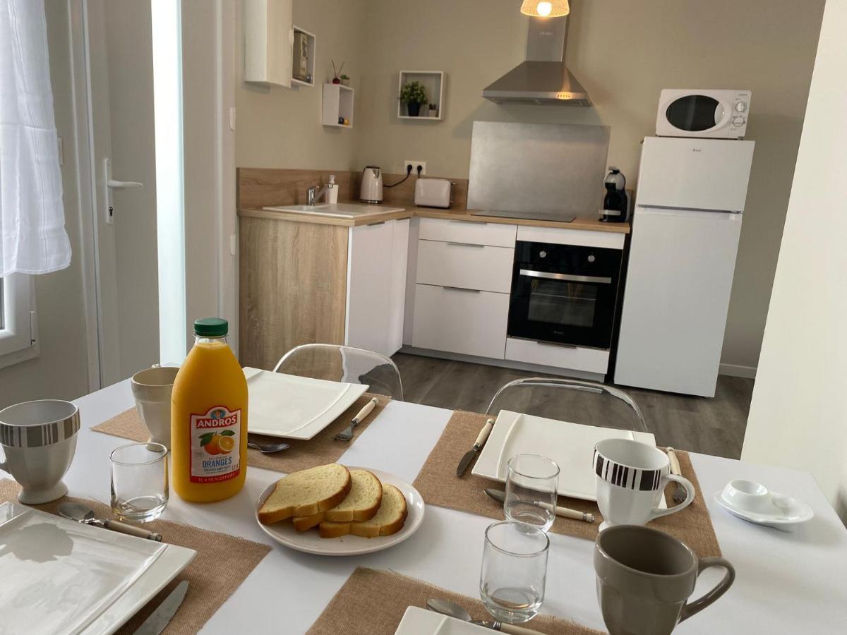 Charmante Maison Avec Cour Privative Cognac Extérieur photo